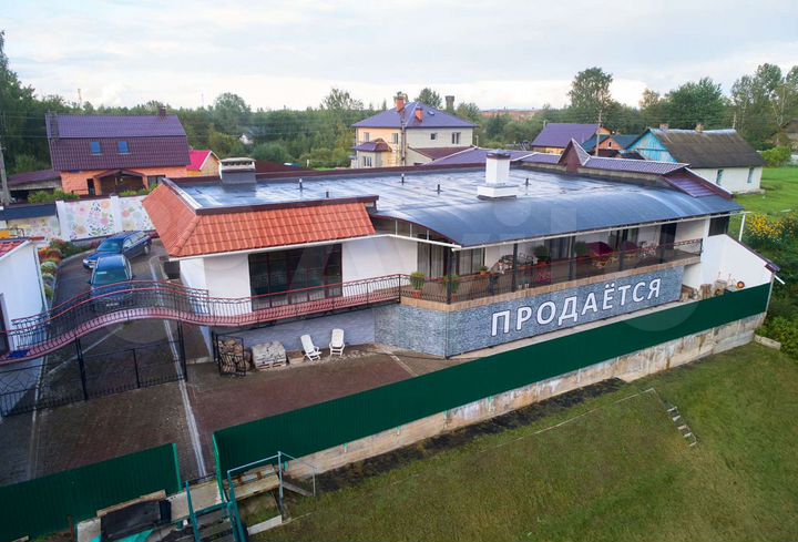 Дом 350 м² на участке 10 сот.