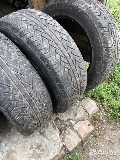 Yokohama Advan ST V802 235/60 R18