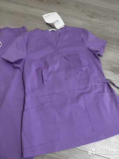 Медицинский костюм женский