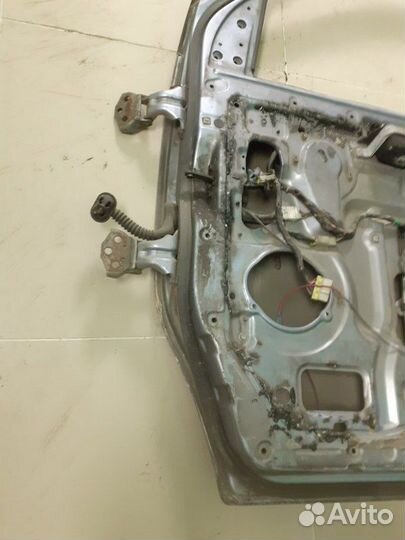 Дверь передняя правая Nissan Serena C23 CD20