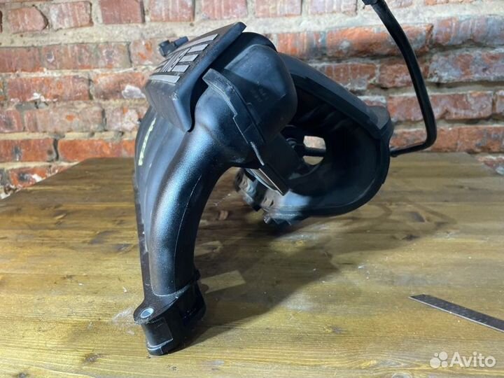 Коллектор впускной Bmw 5 E60 N52B30 AF 2006