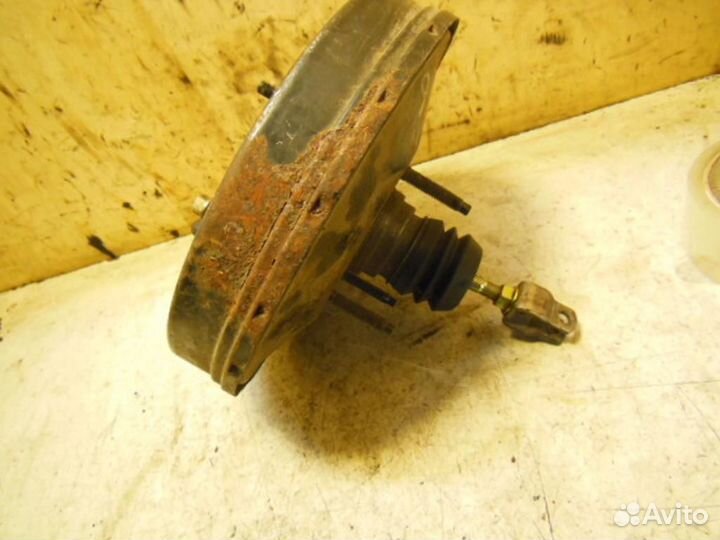 Усилитель тормозов вакуумный Mazda Xedos 6