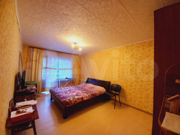 2-к. квартира, 54 м², 1/9 эт.