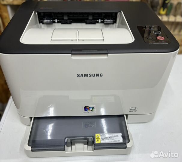 Лазерный принтер (цветной) Samsung CLP-320N
