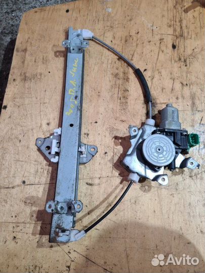 Стеклоподъемник передний левый Nissan Juke F15 1.6