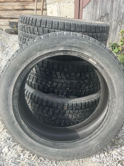 Dunlop SP Winter Ice 01 215/50 R17