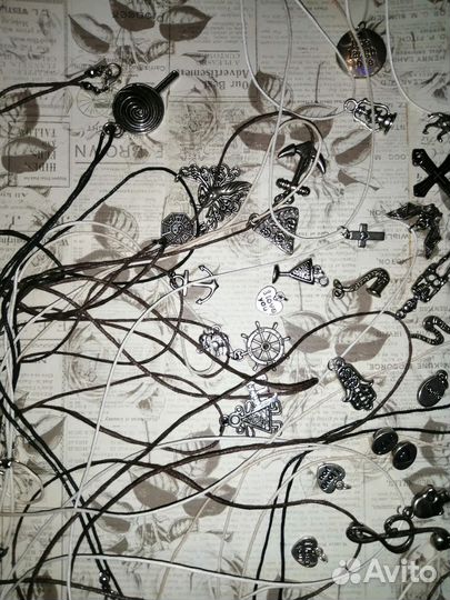 Подвеска кулон амулет чокер