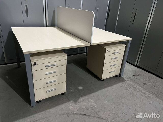 Стол офисный 100 шт