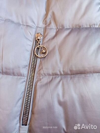 Куртка женска 52 размер