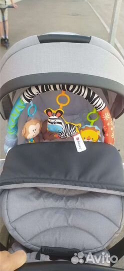 Детская игровая дуга подвес на коляску кроватку