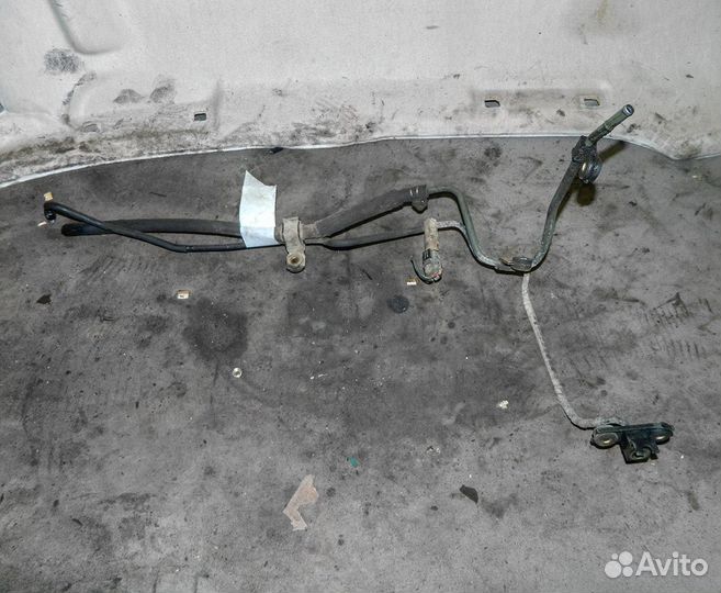 Трубки гур Nissan Primera P10