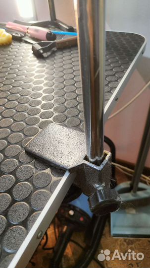 Держатель для фена с винтовым зажимом