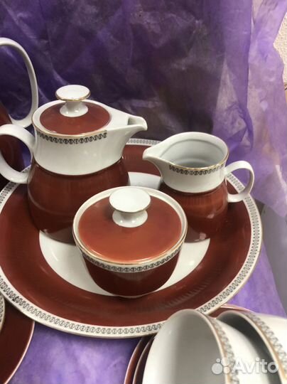 Сервиз чайно-кофейный.Г.Д.Р6пер.23предмета.Фарфор
