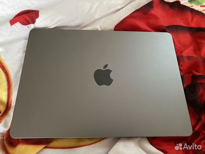MacBook Air 15 (M2) 8/256 Gray (с грав) Новый