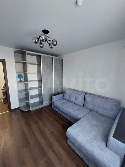 2-к. квартира, 54 м², 10/25 эт.