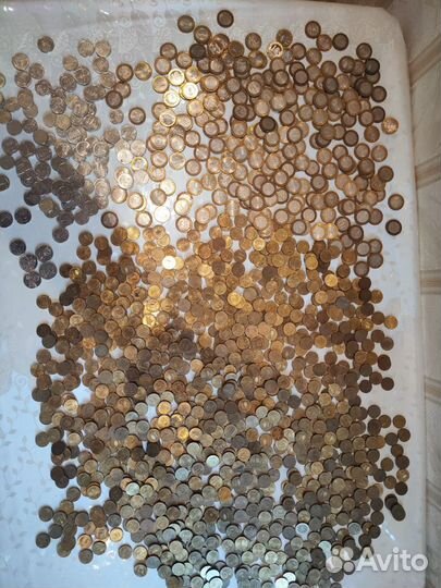 Юбилейные монеты 10, 25, 5, 2 рублей