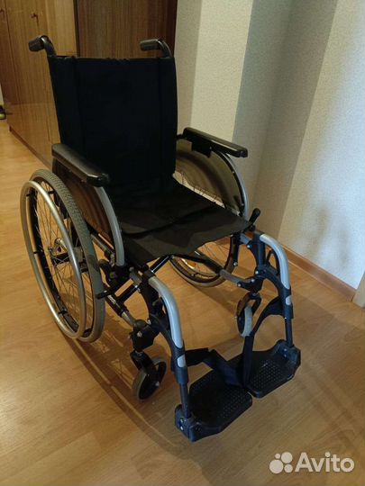 Инвалидная коляска