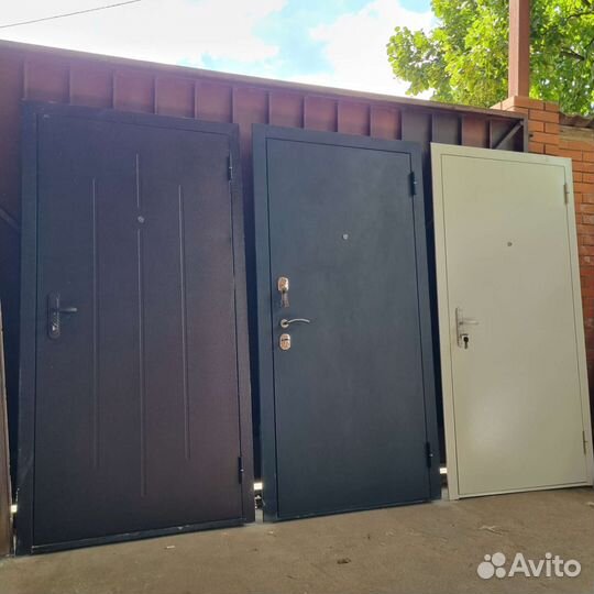 Двери входные металлические бу