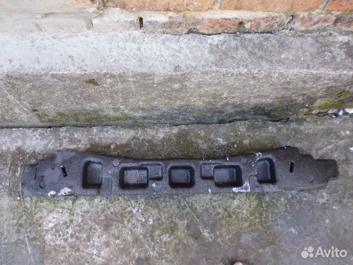 Киа Сид абсорбер переднего бампера 86520-1Н500