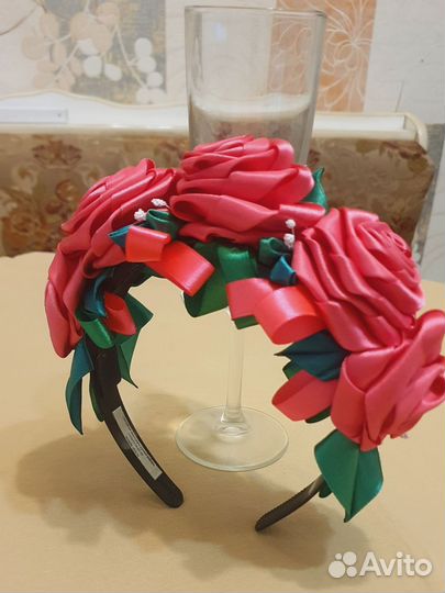 Новогодний ободок с розами ручной работы