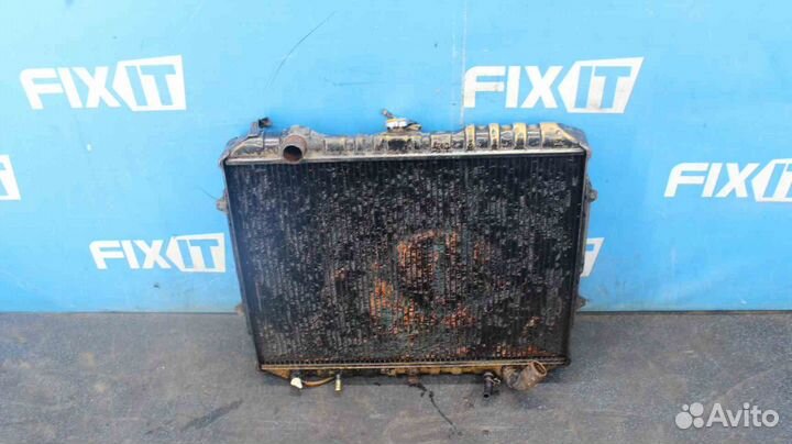 Радиатор охлаждения Mitsubishi Pajero (Митсубиси П