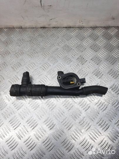 Фланец (тройник) системы охлаждения Volkswagen