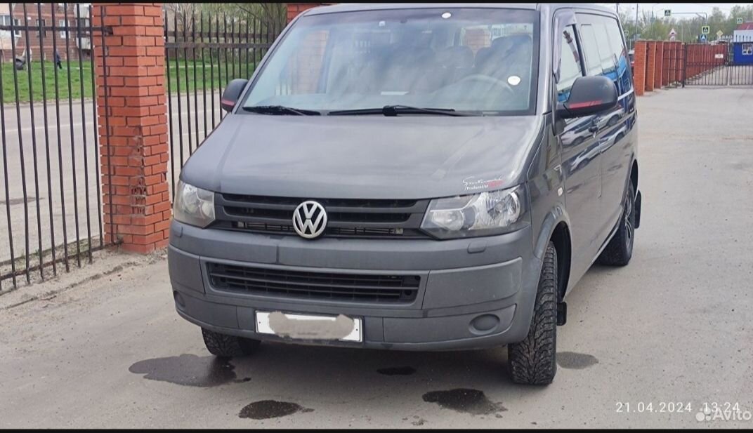 Volkswagen Caravelle: фото владельца