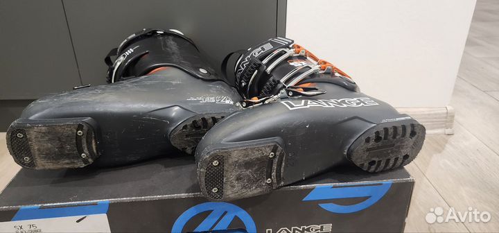 Горнолыжные ботинки Lange