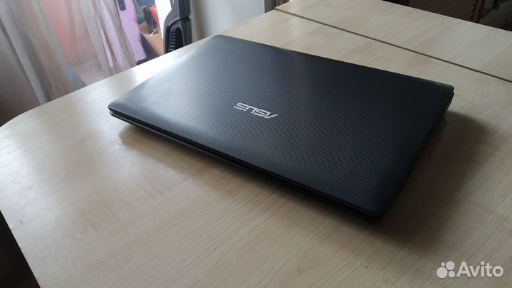 Ноутбук Asus X53U