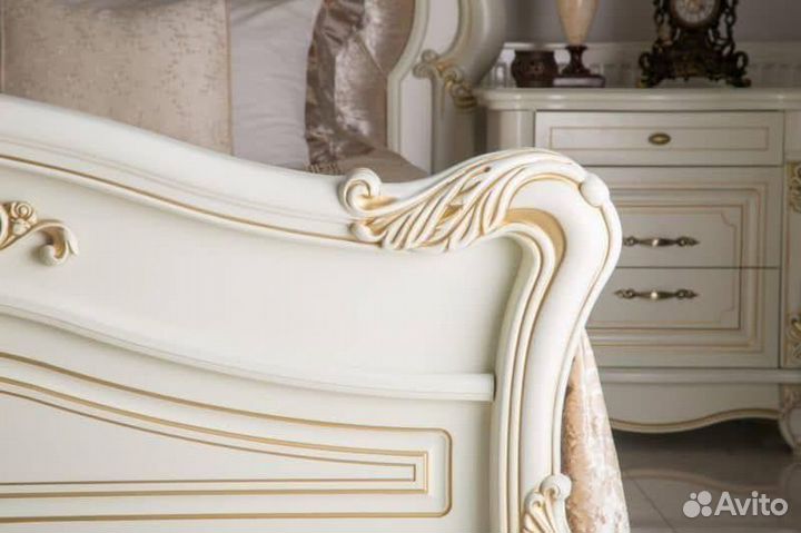 Спальня белая