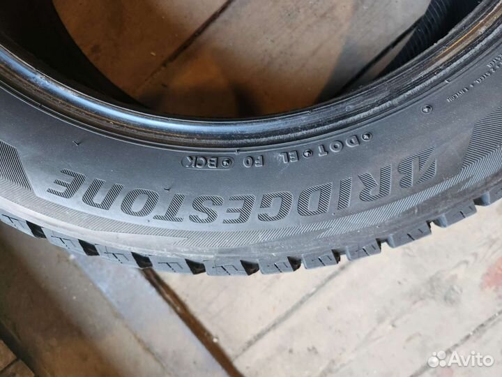 Bridgestone Blizzak DM-Z3 235/55 R19