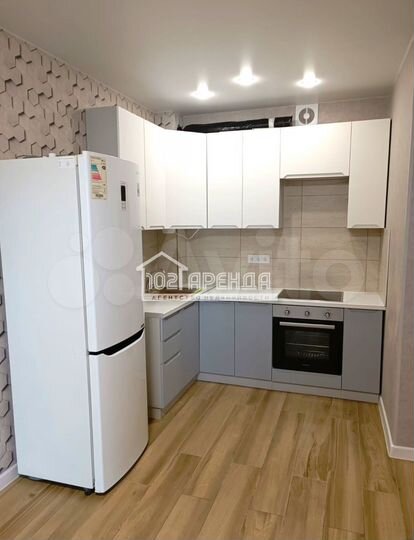 2-к. квартира, 37 м², 17/25 эт.