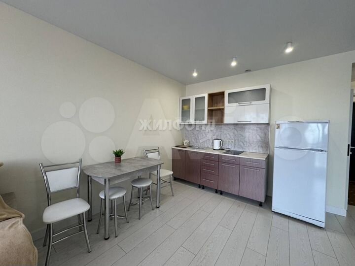 1-к. квартира, 48 м², 10/15 эт.