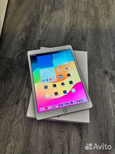 Apple iPad 7 32 GB Gold