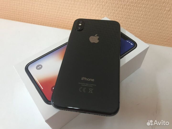 iPhone Xs, 64 ГБ