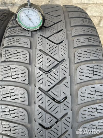 Pirelli Winter Sottozero 3 215/55 R17