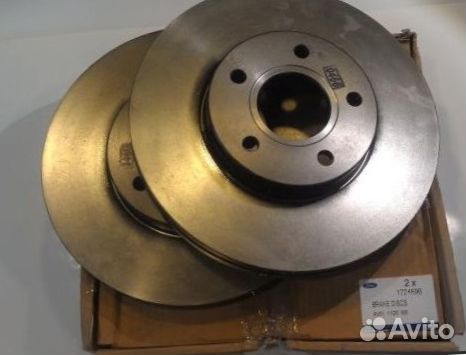 Тормозной диск передний на Ford Focus 2 Форд фокус