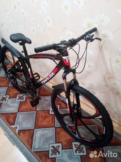 Велосипед взрослый 21 скорость (R26).Новый