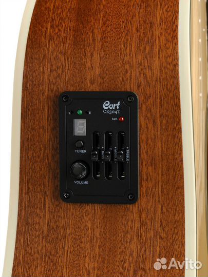 Электроакустическая гитара Cort MR500E NT