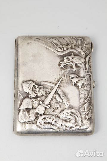 Редкий старинный серебряный портсигар Богатырь