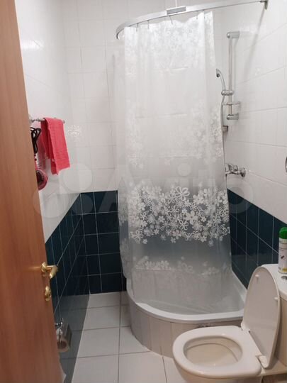 Комната 22 м² в > 9-к., 2/5 эт.