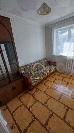 3-к. квартира, 48 м², 2/5 эт.