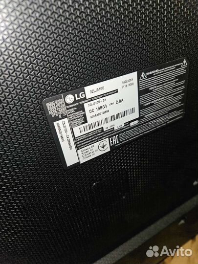 Телевизор LG 32 32LJ510U