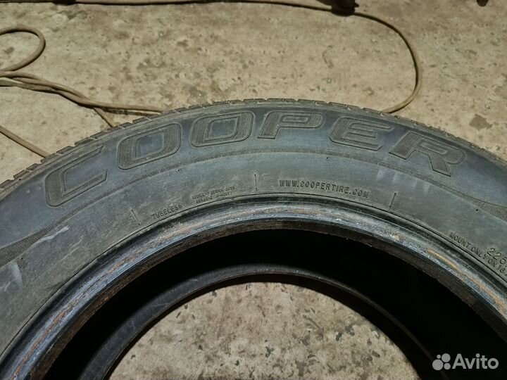 Cooper CS4 Touring 225/65 R16