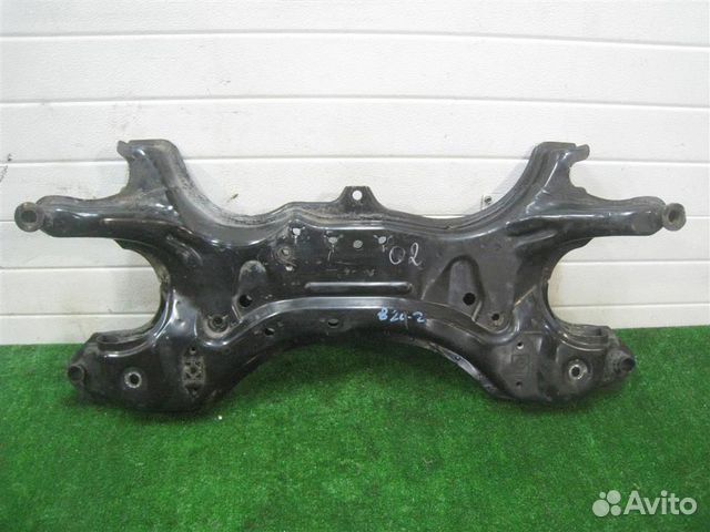 Подрамник передний Toyota Corolla Verso R1 2004