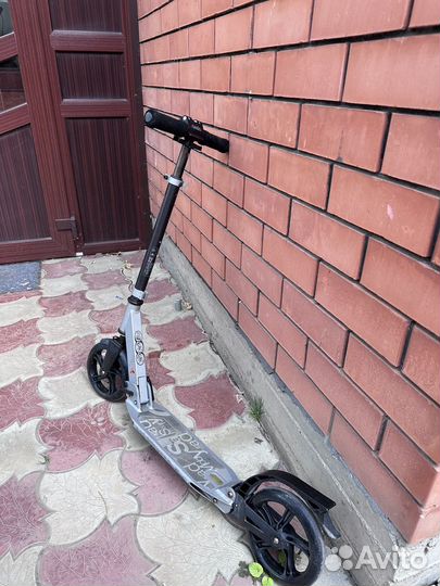 Самокат профессиональный фирмы Oxelo Town 7 susp