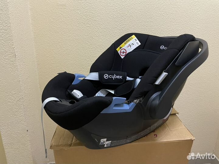 Автокресло Cybex Aton и база Isofix