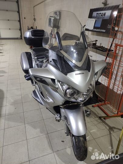 Мотоцикл Honda ST 1300
