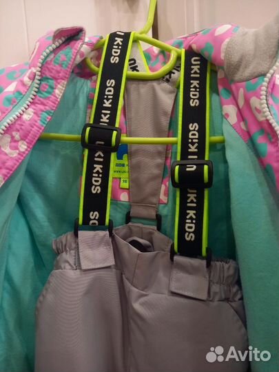 Демисезонный костюм 98 на девочку