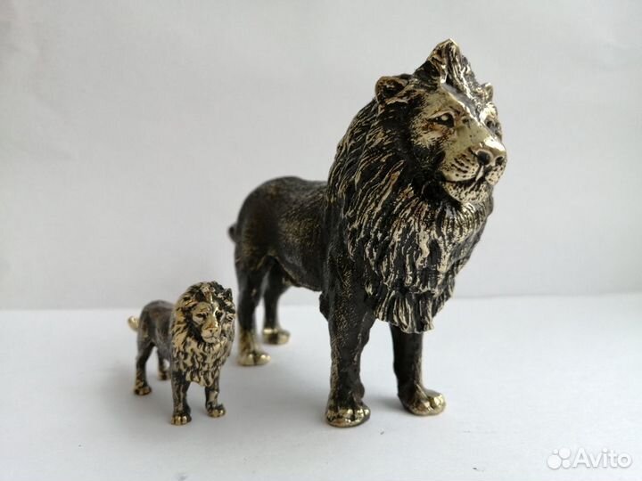 Фигурка Лев латунь